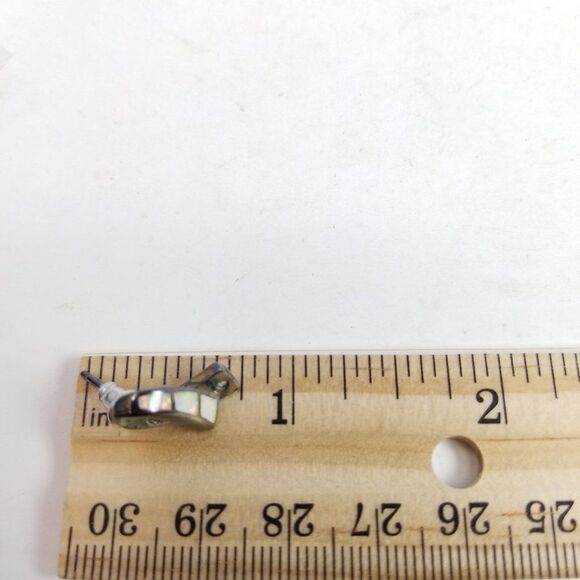Vintage Sterling Silver and Inlaid Created White Opal Stud Earrings, Birthstone - Picture 6 of 7